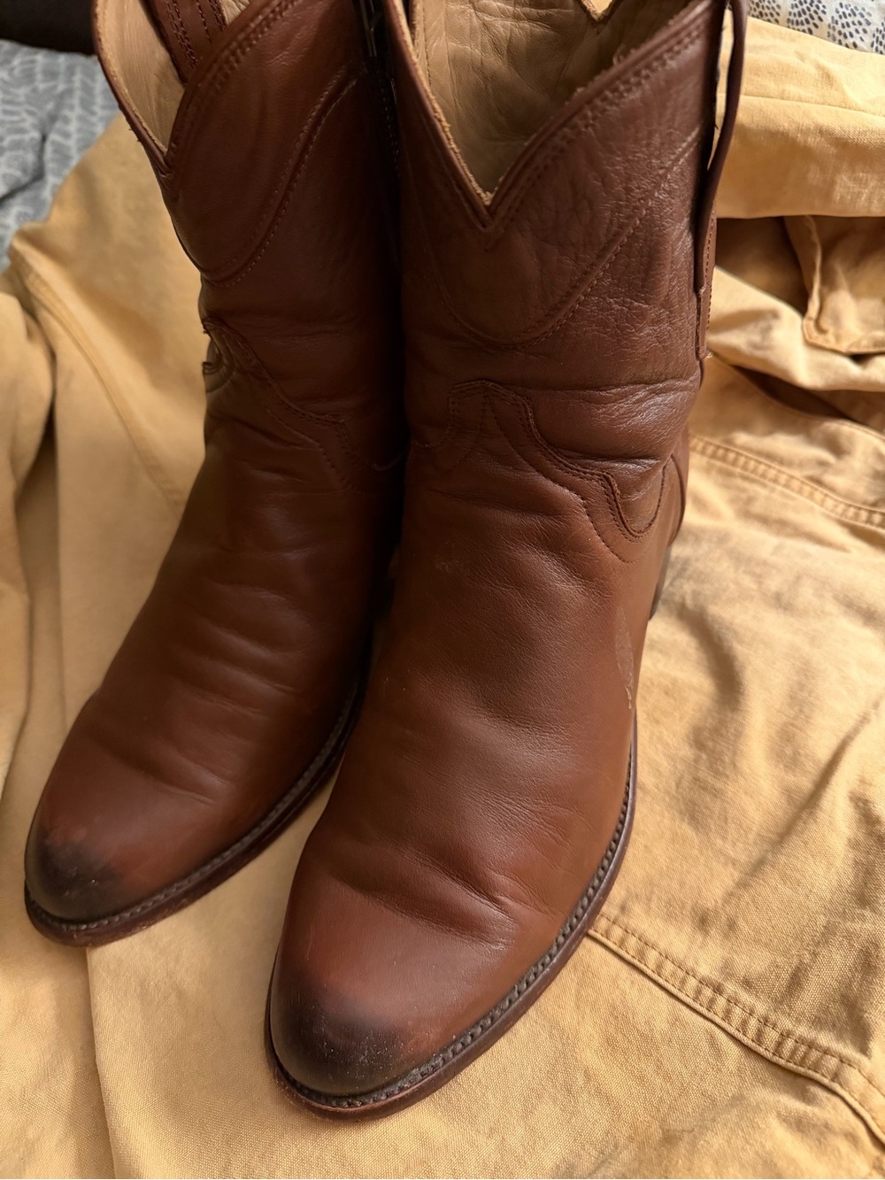 Tecovas Chestnut Brown Leather Cowboy Boots “The Dale”